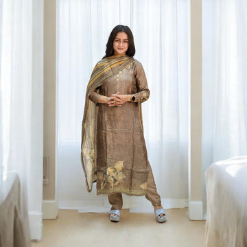Dusky Soft crape kurta Set